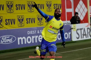 世俱杯直播-2024年NBA球队在赛季中期临时签约球员的使用效果对比