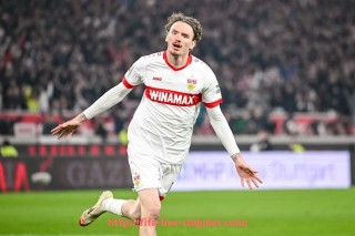 世俱杯直播-2024年NBA球队在赛季中期临时签约球员的使用效果对比